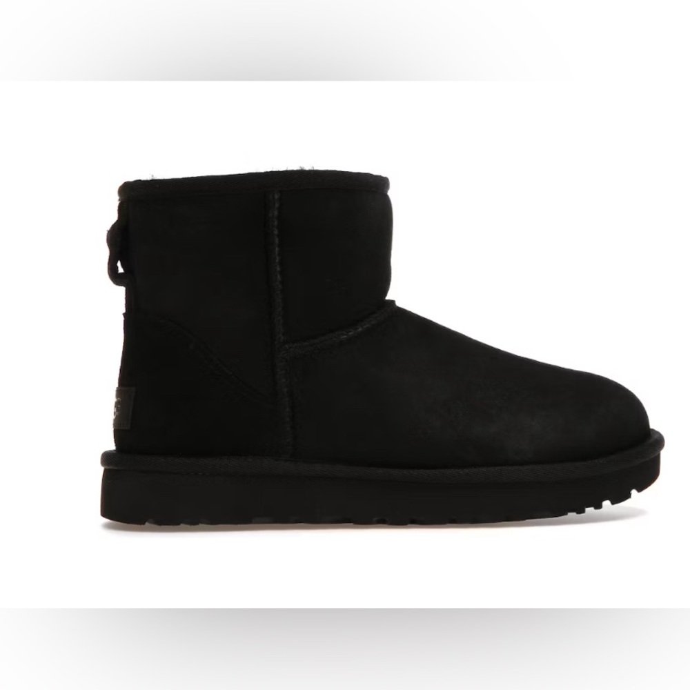 Classic black Ugg booties